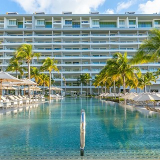 Garza Blanca Cancun Pools